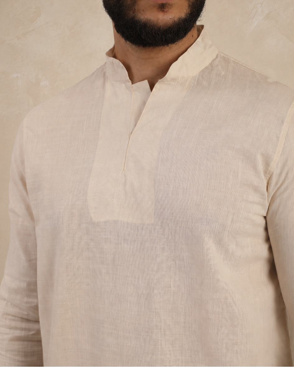 Knotted Qamis